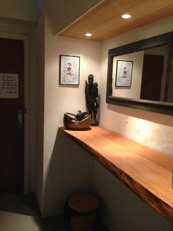 Hostal Capsule -