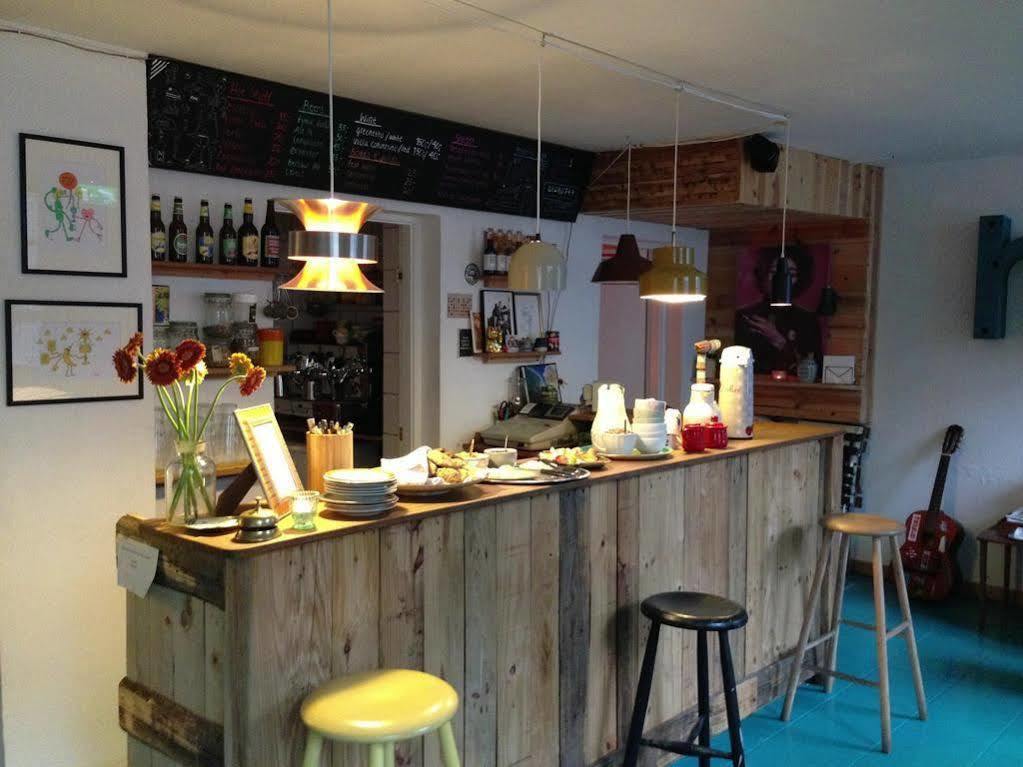 Hostal Capsule -